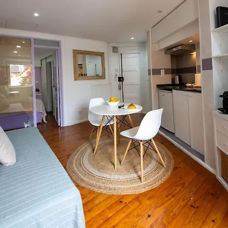 Alfama, The Heart Of Fado - Minutes From Tram 28 Apartment Lissabon