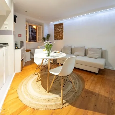 Appartement Alfama, The Heart Of Fado - Minutes From Tram 28 *